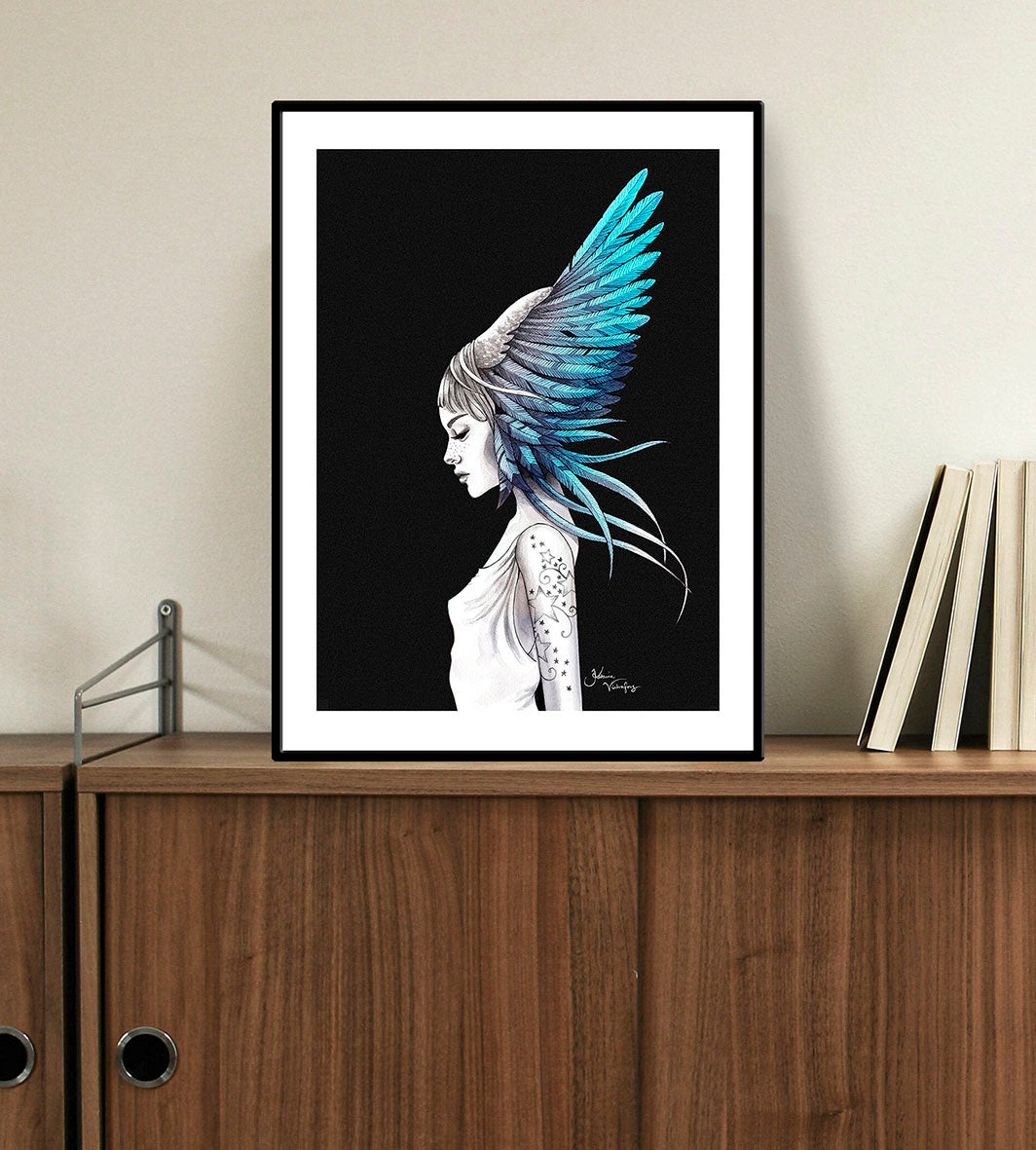 Konstprint Feather girl (i flera olika färger)