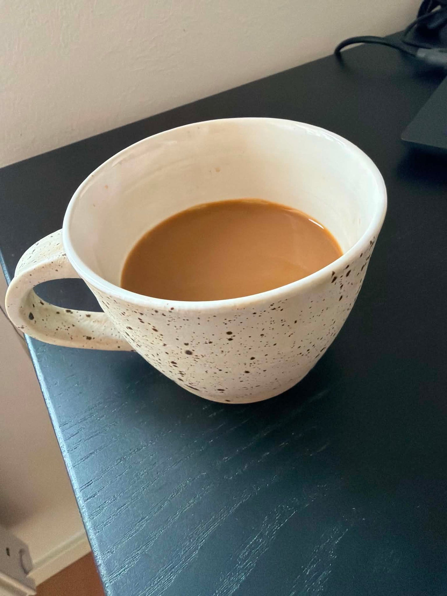 Kaffekopp med handtag Snäckskal │ RÅÅ