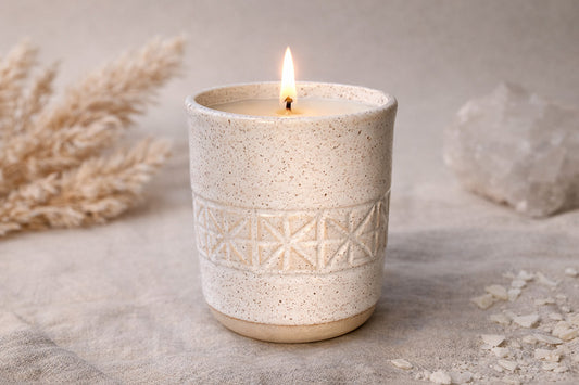 Sommaräng – Doftljus i handgjord keramik av 100% sojavax